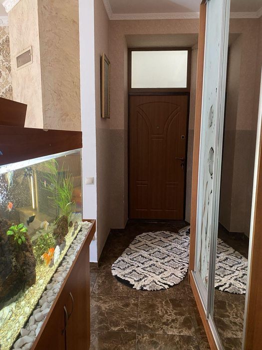 Затишна 1-кімнатна квартира на набережній !!!