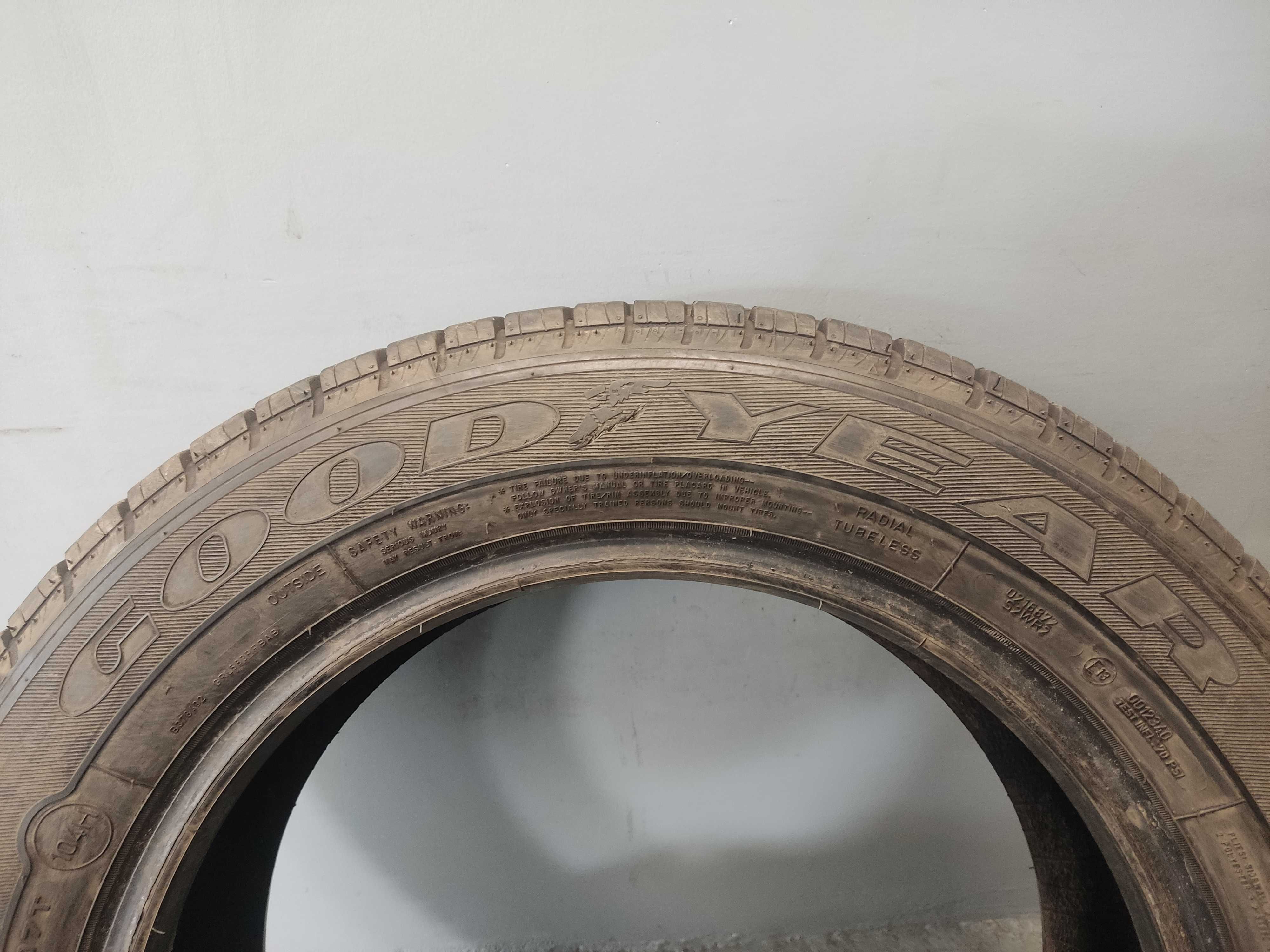 2x215/60R17C Goodyear Cargo Vector 2, 109/107T, 2022 rok, bieżnik 7mm