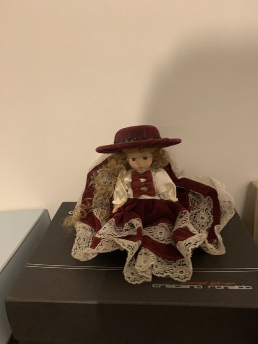 23 Bonecas de Porcelana