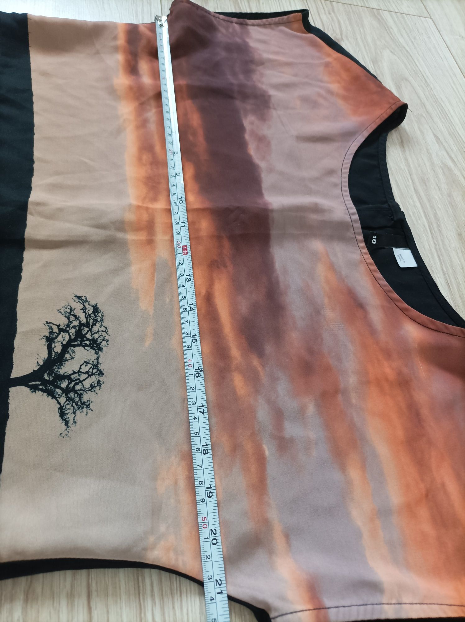 Luźna bluzka oversize h&m divided z pejzażem alternative y2k