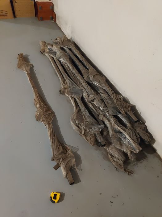 Słupki ogrodzeniowe