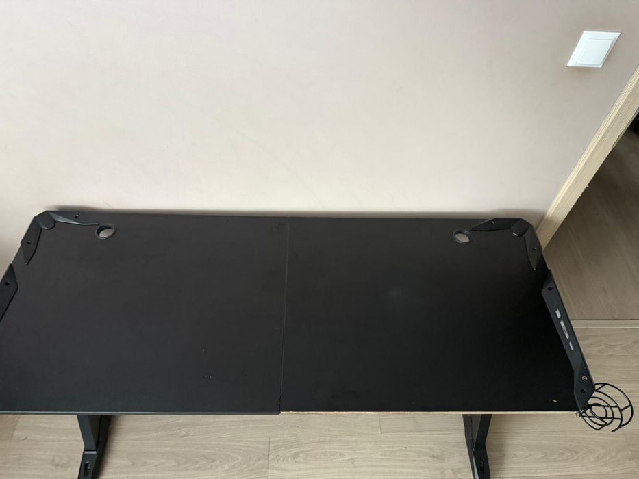 Sprzedam biurko gamingowe ULTRADESK 150