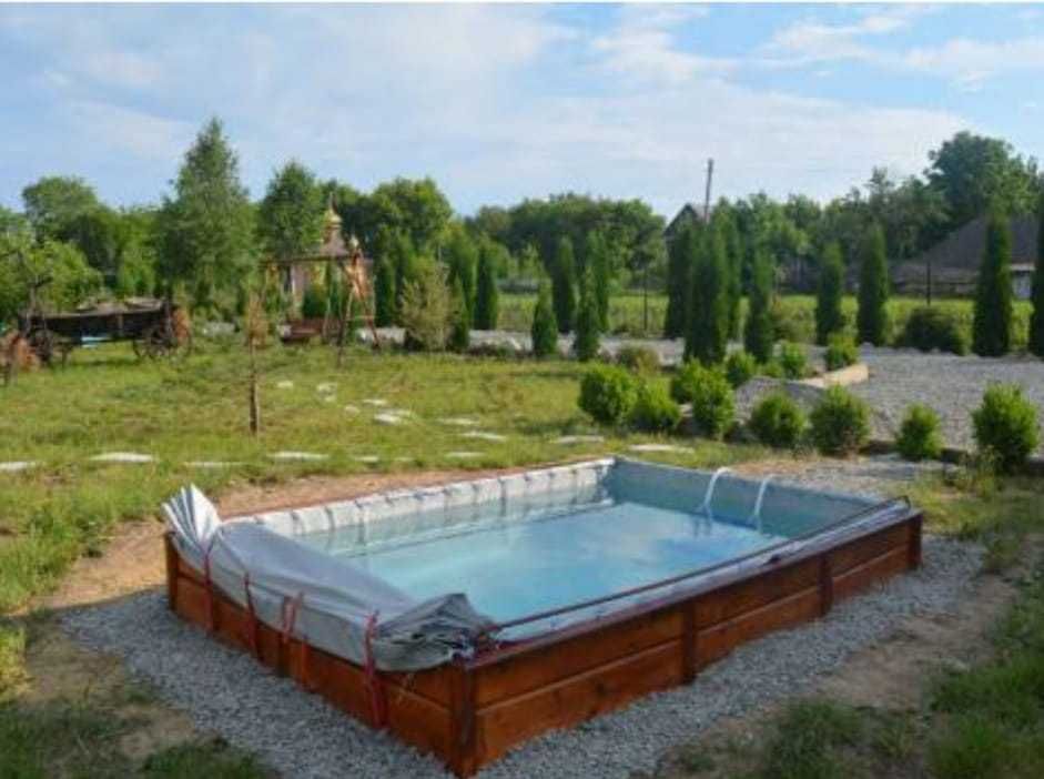 Продам дачний будинок