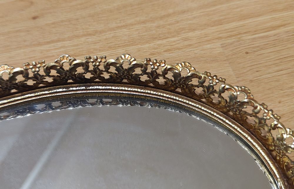 Bandeja de toucador com espelho