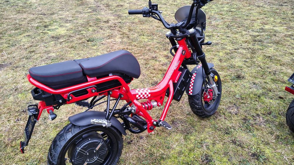 Garelli  Ciclone 50 cm3-Model-2023-Silnik Bosch-Faktura na zakup FV23%=NOWY