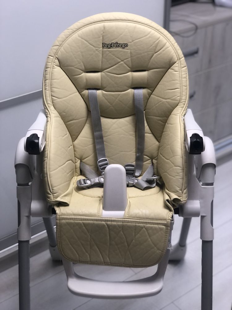 Стульчик для кормления Peg-Perego