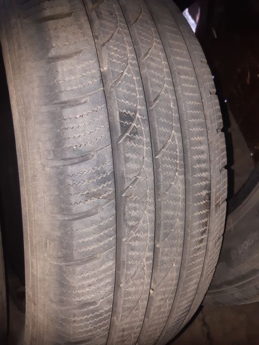 Sprzedam opony zimowe