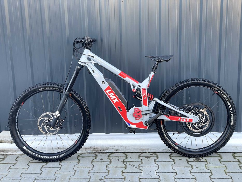 LMX Apex 64 – francuski wysokiej klasy e-bike w wersji offroad