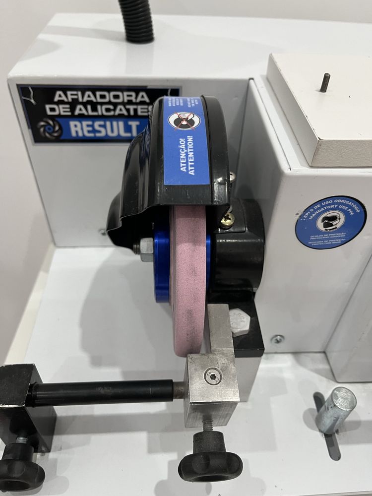 Maquina afiadora de alicates Result