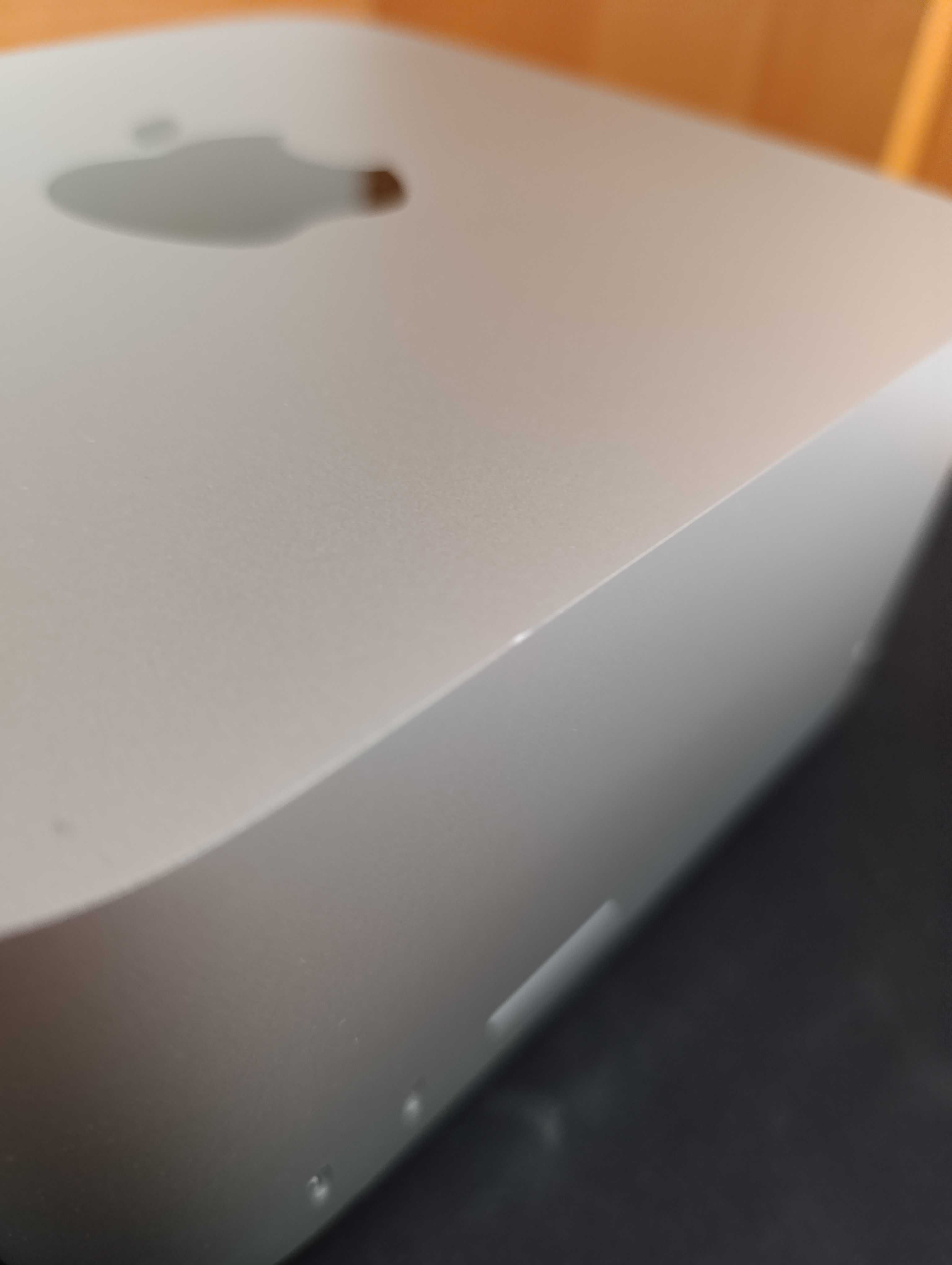 Mac Studio M1 Max / 10 core CPU / 32 core GPU / 32GB RAM / 512 GB SSD
