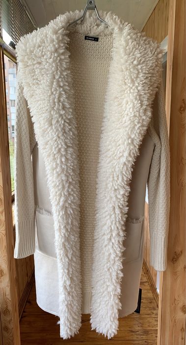 Жіночий кардиган