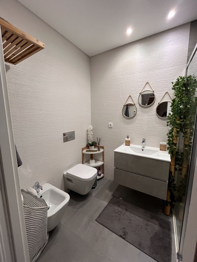 Quarto individual com WC privativo