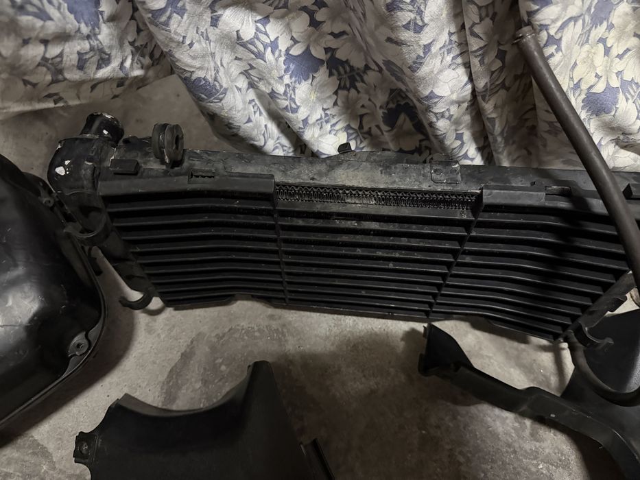 Honda CBR 1100 XX peças