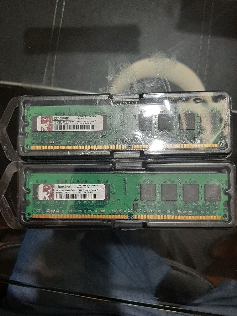 Vendo memórias ram Kingston 1gb ddr2