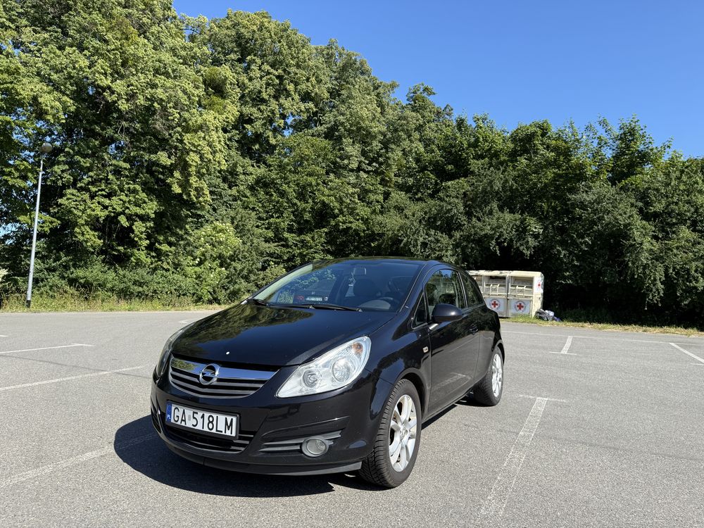 Opel CORSA D 1.4 Sport