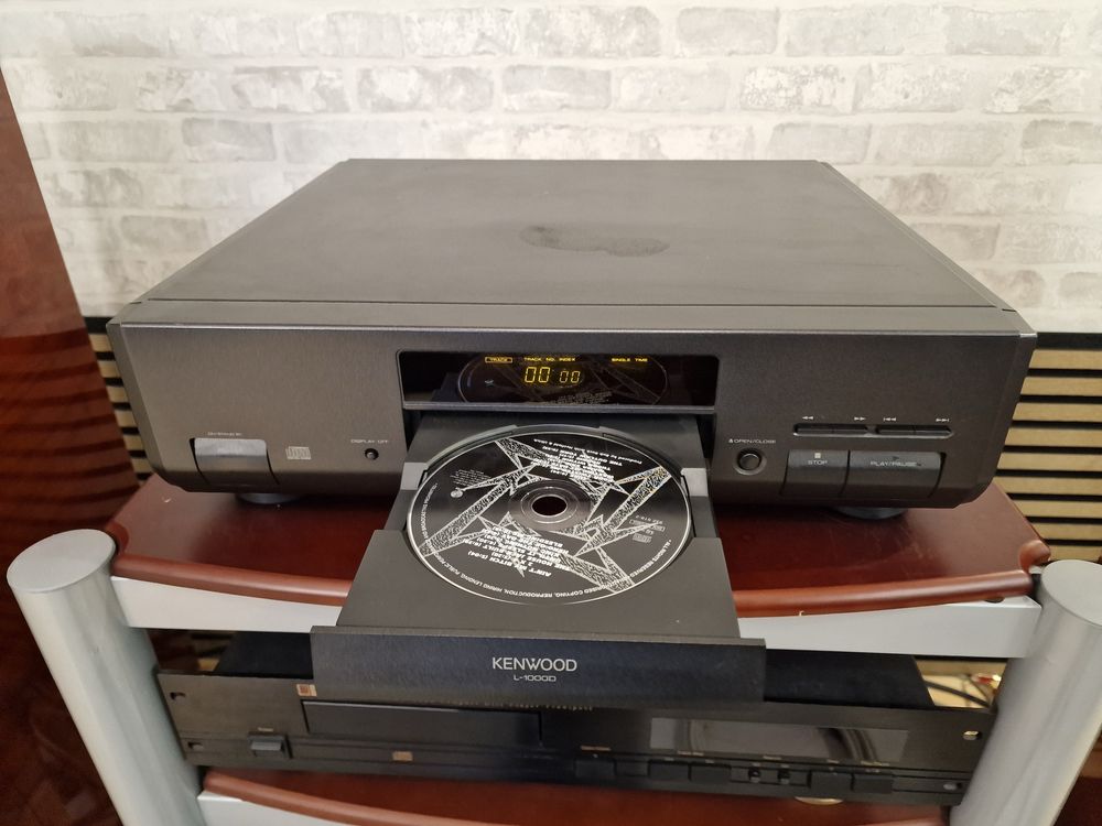 Odtwarzacz Cd Kenwood L-1000D z pilotem uszkodzone