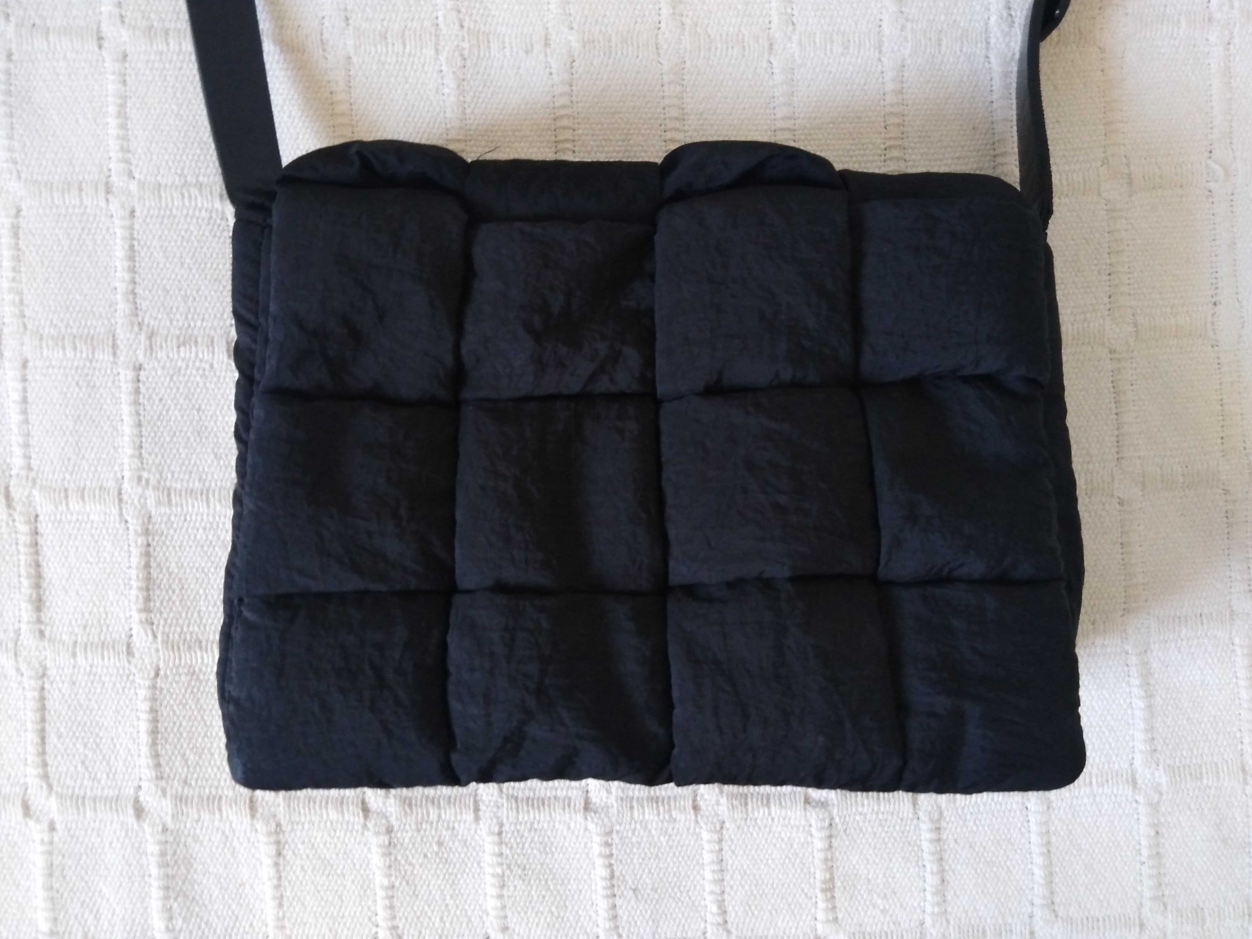 Bolsa Negra Parfois