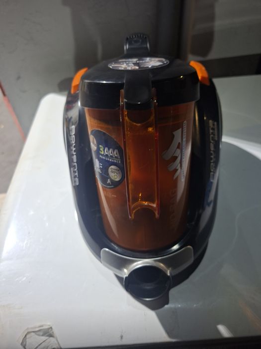 Aspirador Rowenta praticamente novo