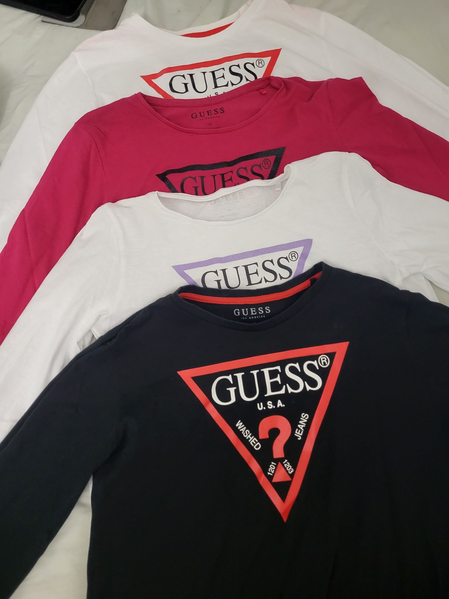 Zestaw czterech bluzek koszulek guess USA jeans koszulka bluzka longsl