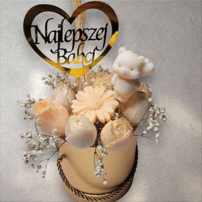 Flowerbox że świeczkami sojowymi