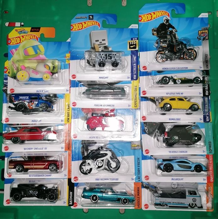 Hot Wheels 2024 (vários)