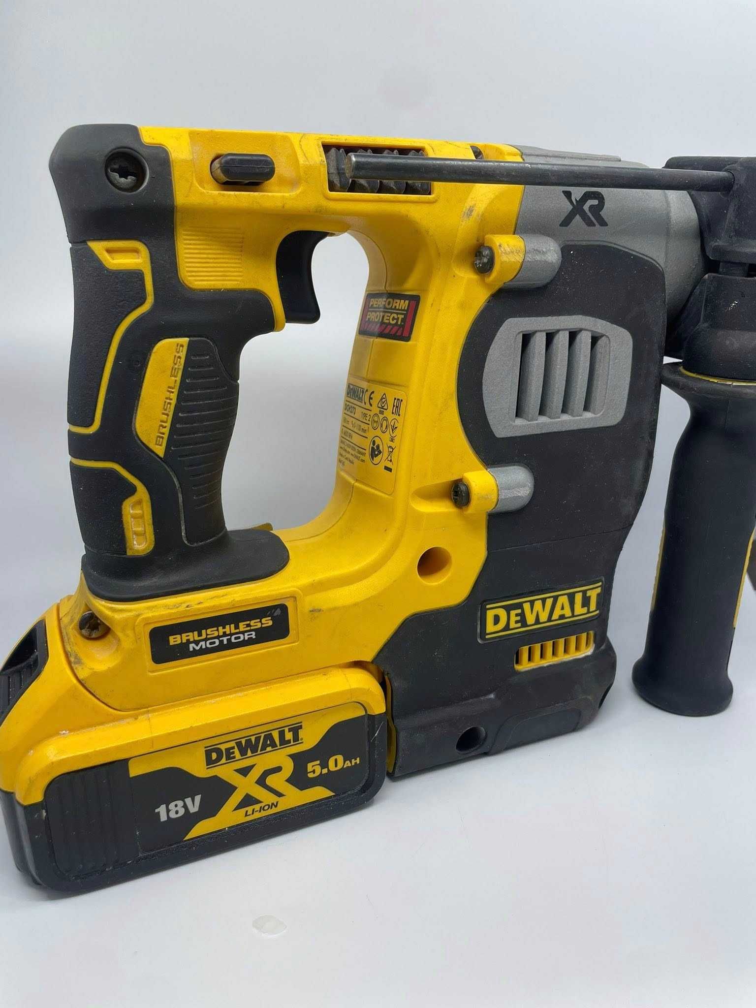 Młotowiertarka Dewalt DCH 273