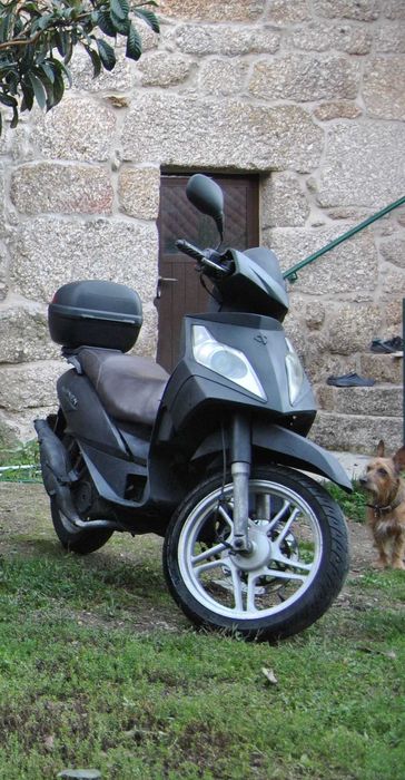 Scooter 125cc automática 2012 - gasolina | Vendo/troco por comercialPT
