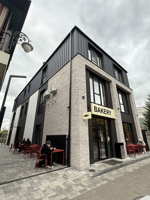 Квартира в новому будинку в центрі