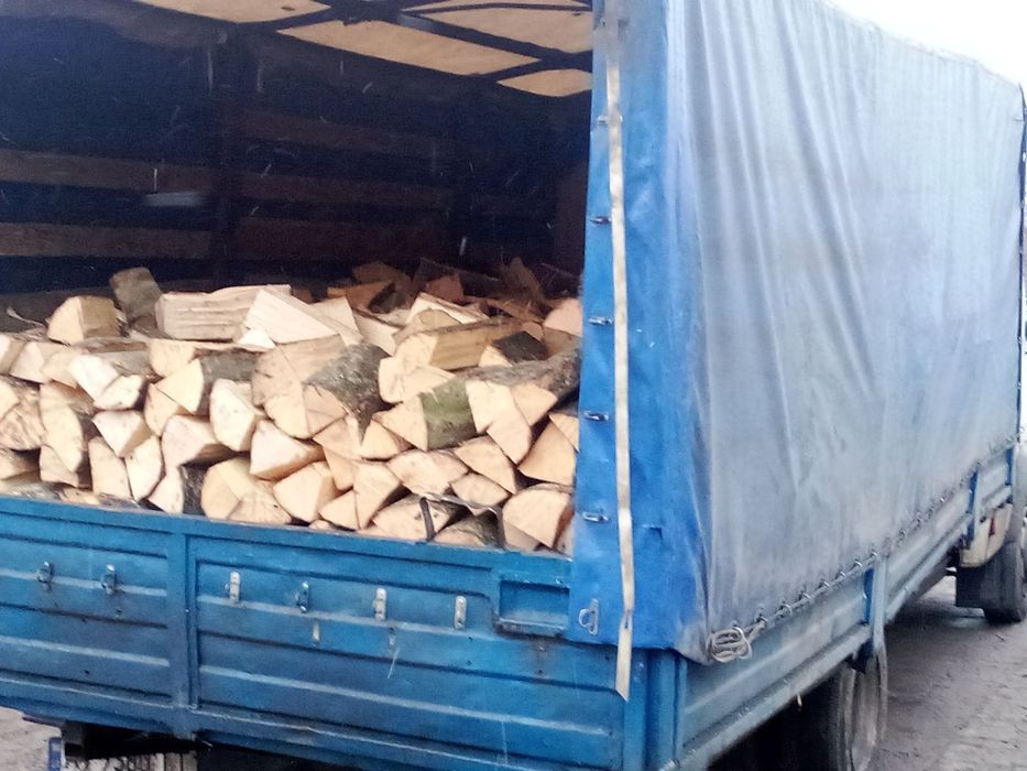 Готові рубані дрова твердої породи граб, ясен