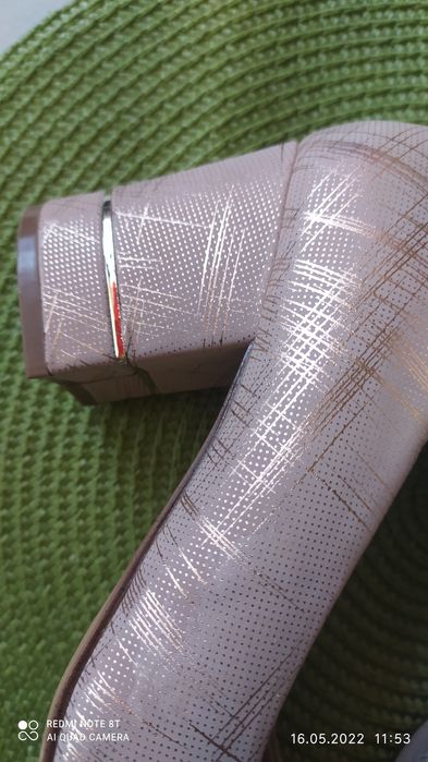 Buty damskie sprzedam