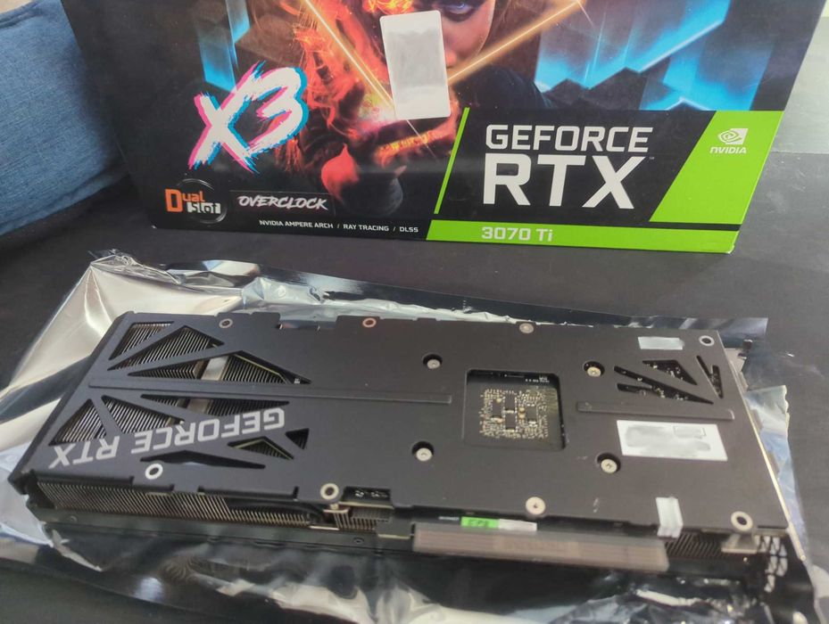 Placa Gráfica RTX 3070Ti INNO3D 8Gb