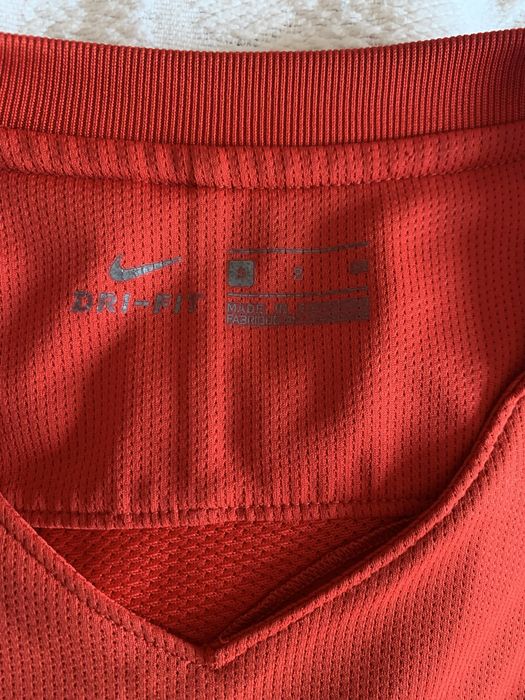 Футболка Nike.