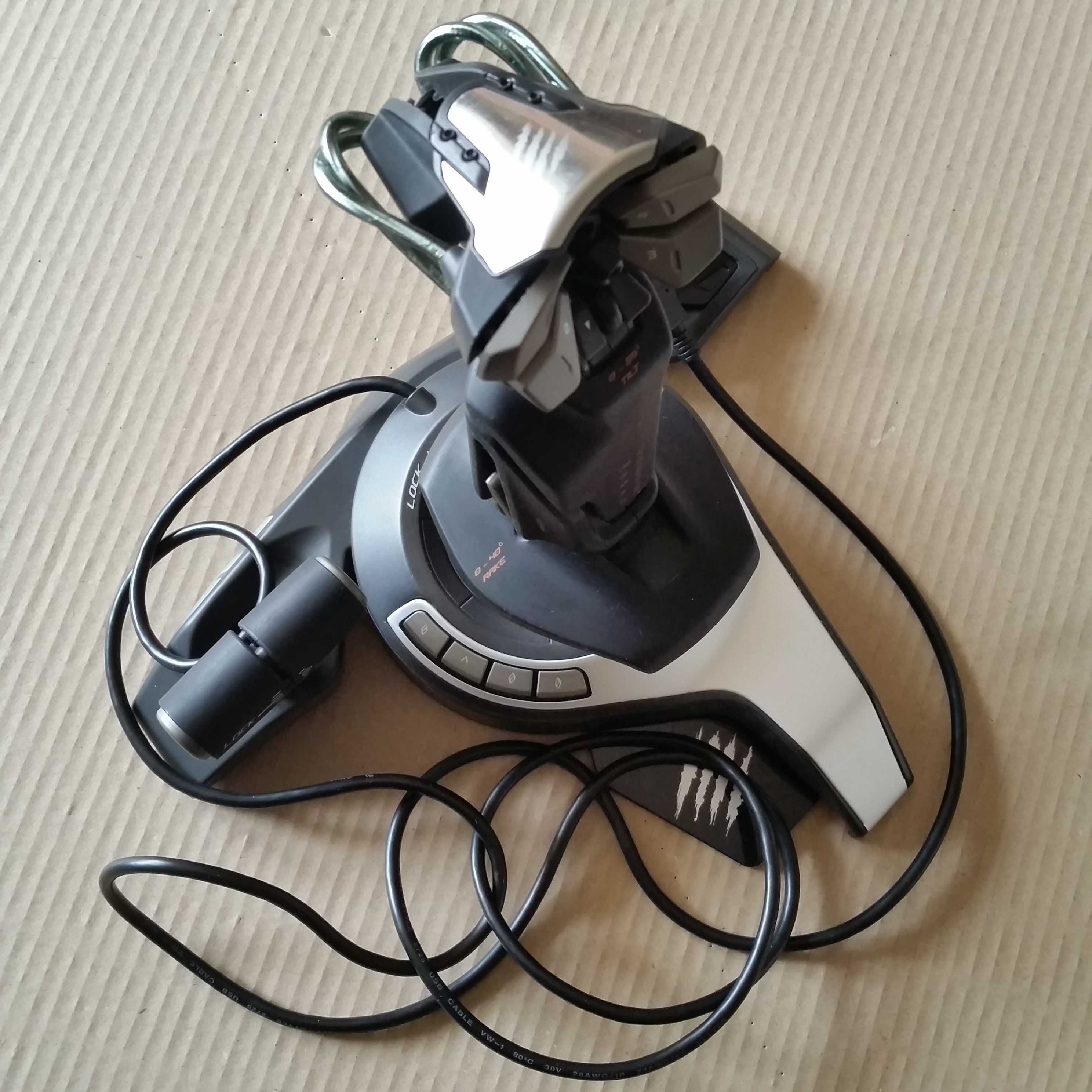 Mad Catz F.L.Y. 5 Flight Stick