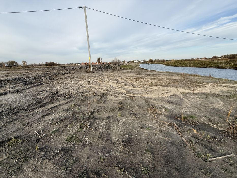 Зазимя,6,2сот. новий масив біля Десни,асфальт,локація ТОП