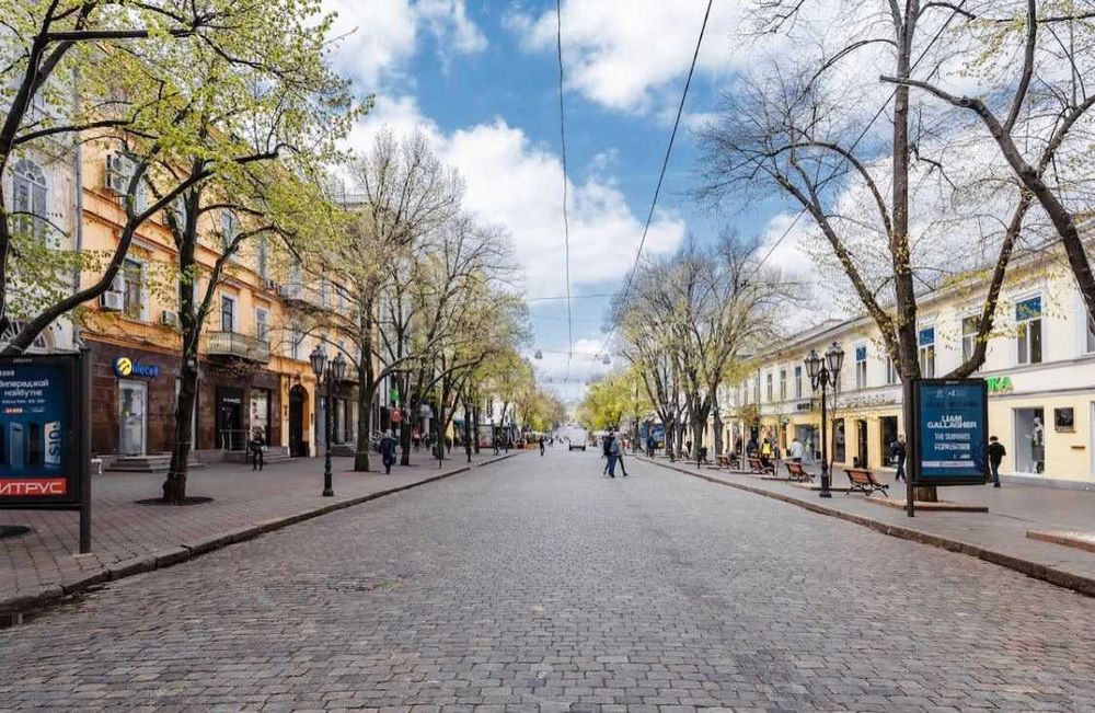 Квартира Аренда посуточно  в Центре Дерибасовская 2-х уровневая