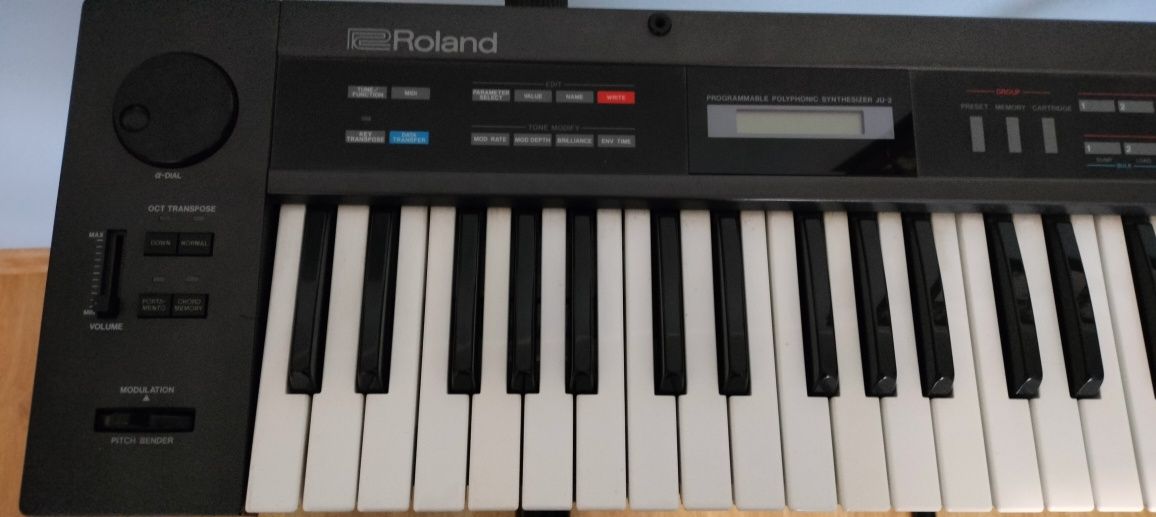 Roland Alpha Juno 2 - syntezator Made in Japan