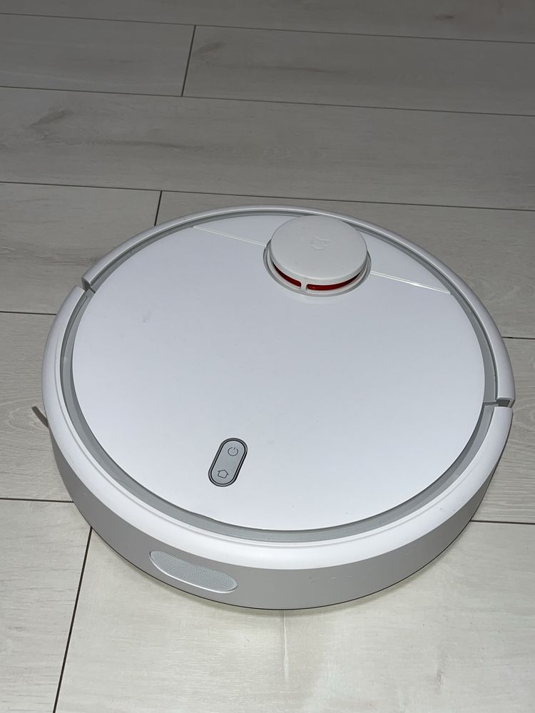 Робот-пилесос Xiaomi Mi Robot Vacuum Cleaner