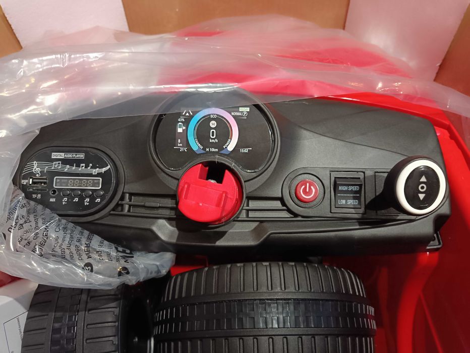 Elektryczny samochód dla dzieci Fiat do 30 kg