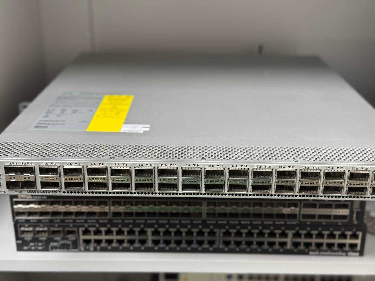 Комутатор Cisco Nexus N3K-C3132Q-40GX