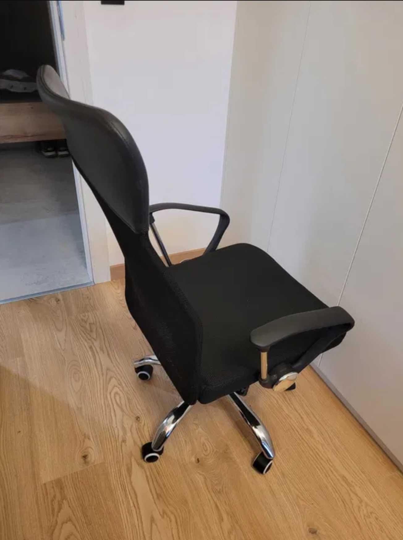 крісло офісне операторське комп'ютерне для дому