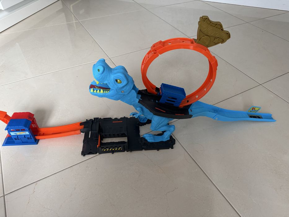 Hot wheels Ti-rex динозавр