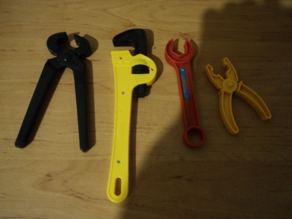 Игрушечные инструменты