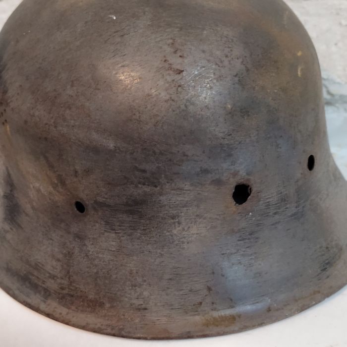 Stary hełm niemiecki