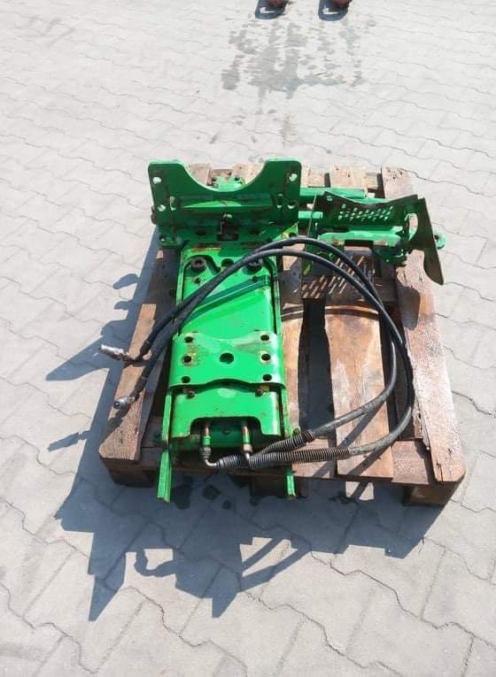 Zaczep dolny John Deere Hitch z listwa wymienną seria 6000