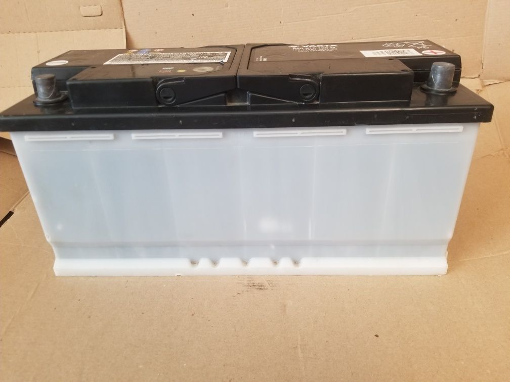 Продам акумулятор  VARTA 5K0915105M 12V110Ah850A EN