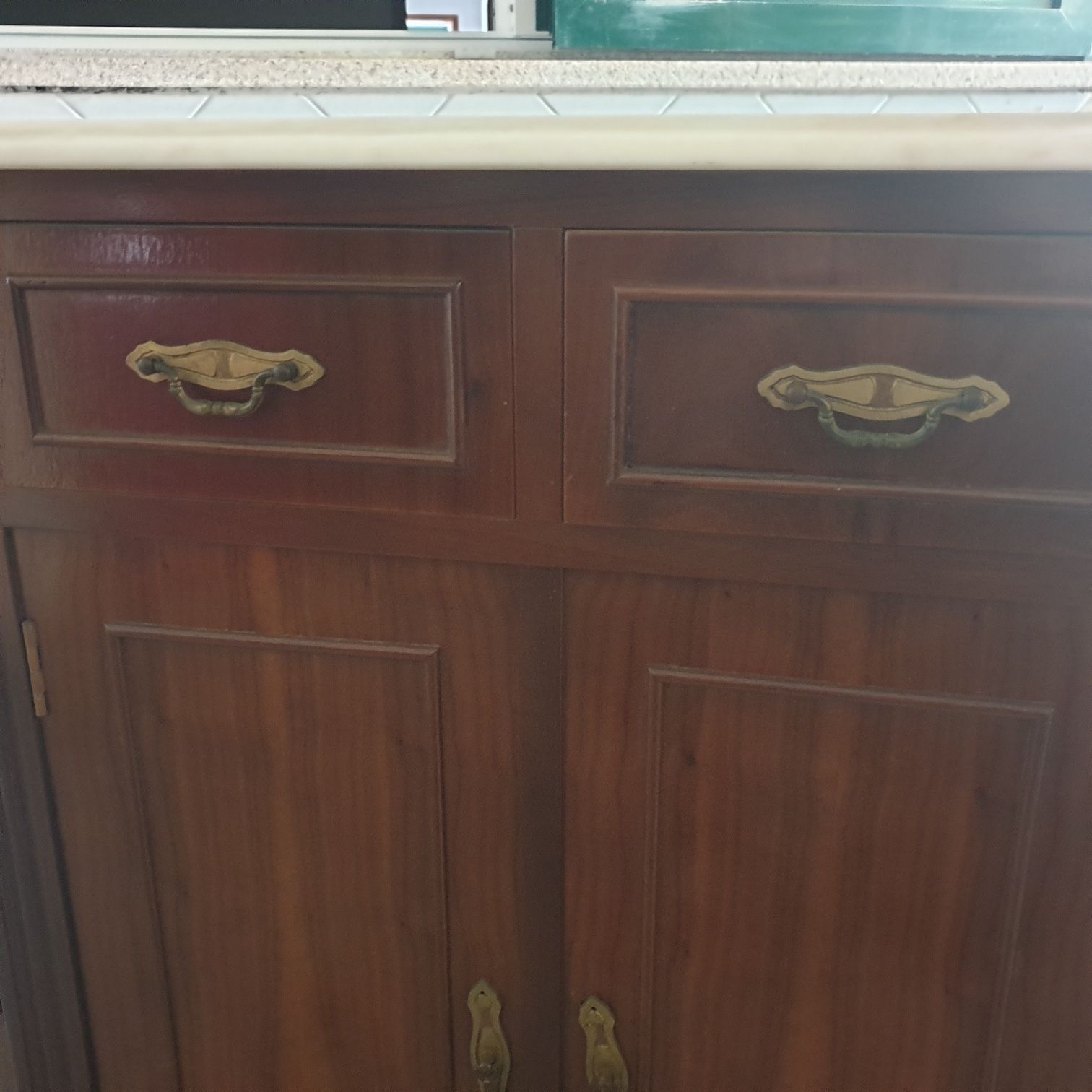Sapateira/ Consola larga