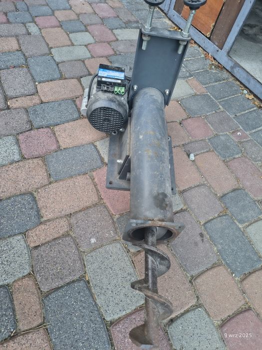 Sprzedam silnik z przekładnią ABM Greiffenberger + podajnik ślimakowy