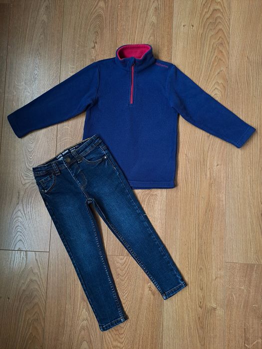 Синие джинсы и синяя флисовая кофта толстовка для девочки