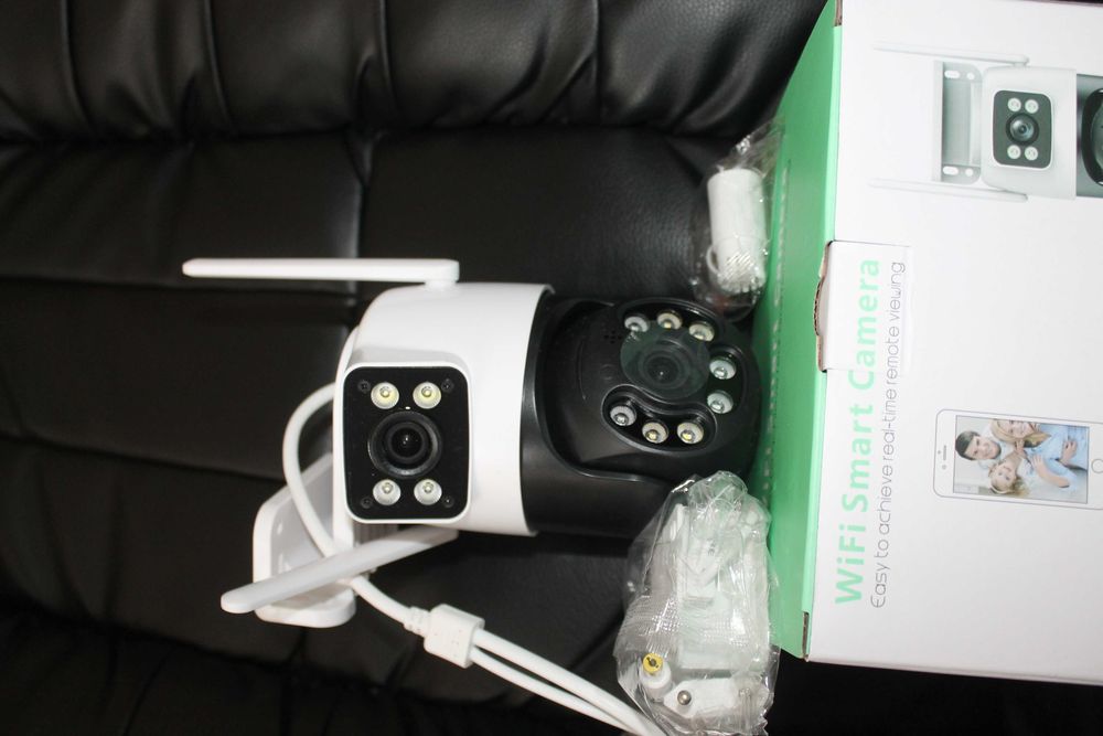 Поворотна Wi-Fi камера для відеоспостереження. UHD