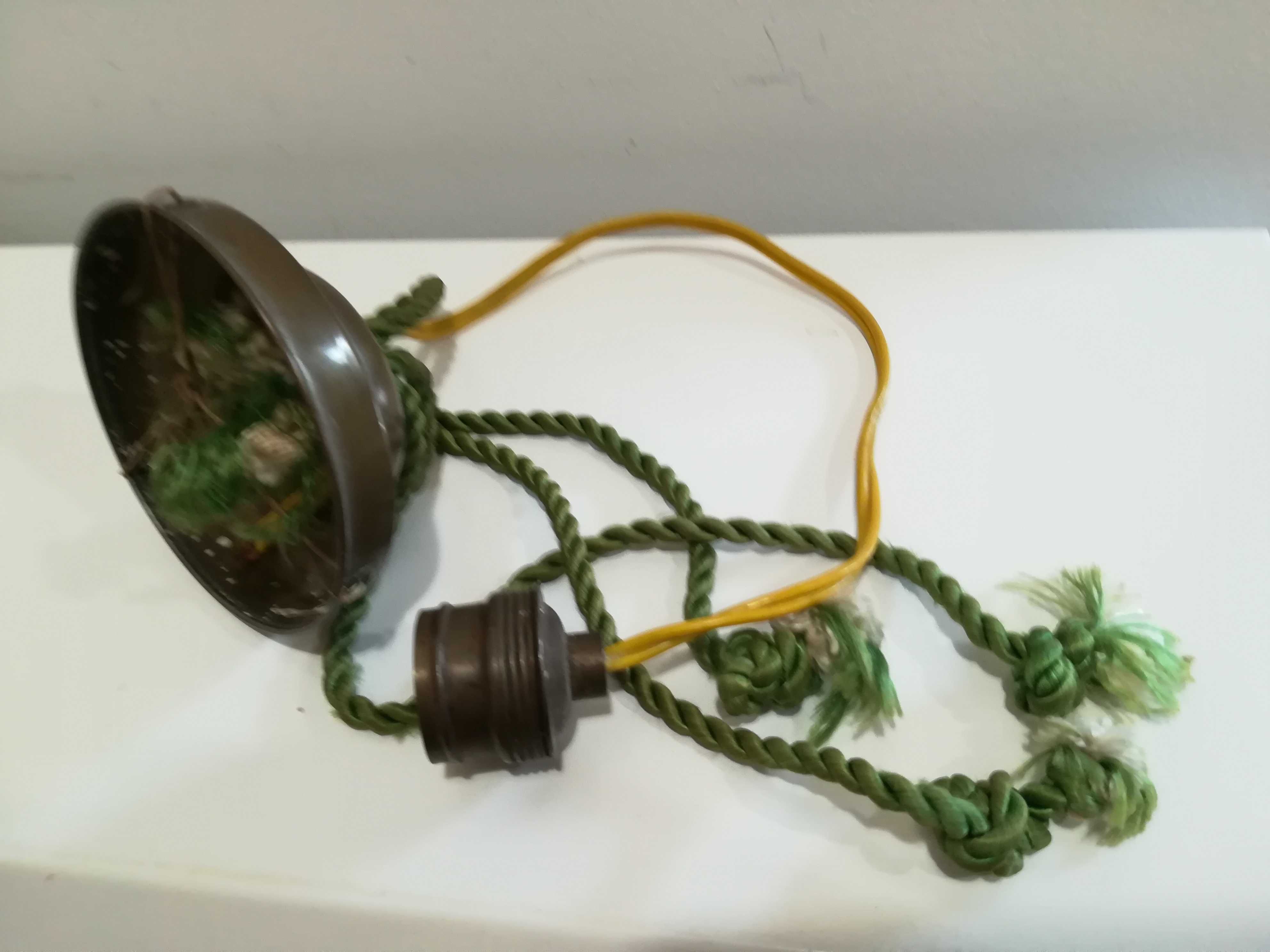 Stary mosiężny zwis do żyrandola lampy